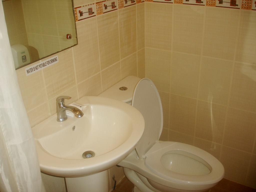 Roxas Midtown Hotel Cameră foto