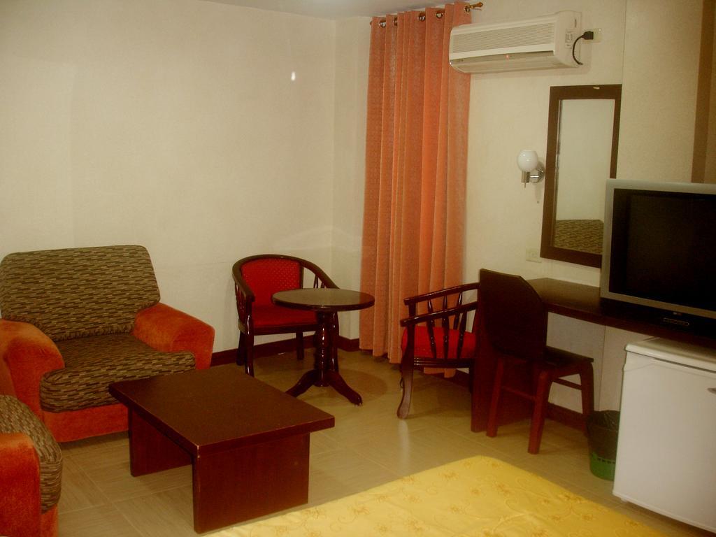 Roxas Midtown Hotel Cameră foto
